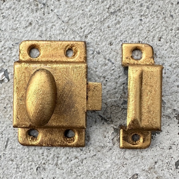 Thumb Turn Cabinet Latch - Picture 5 of 11